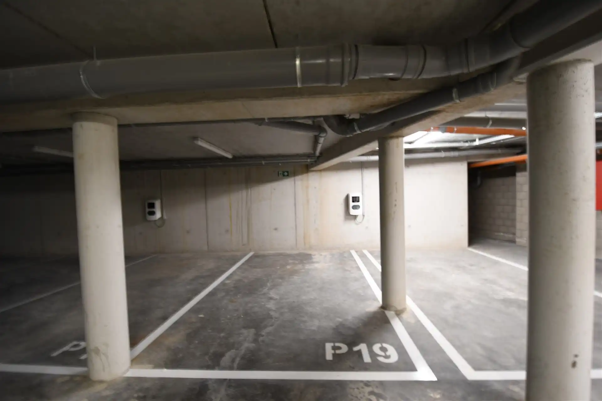 Twee slaapkamer appartement in het hartje van Stekene  foto 14