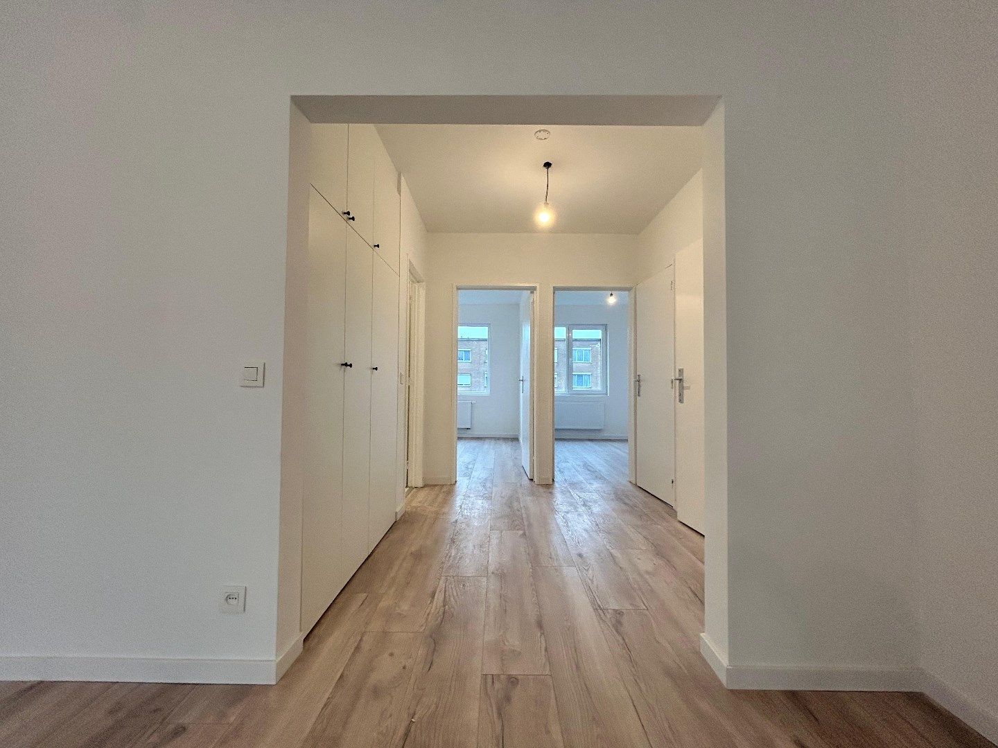 Volledig gerenoveerd 2 slpk appartement foto 7