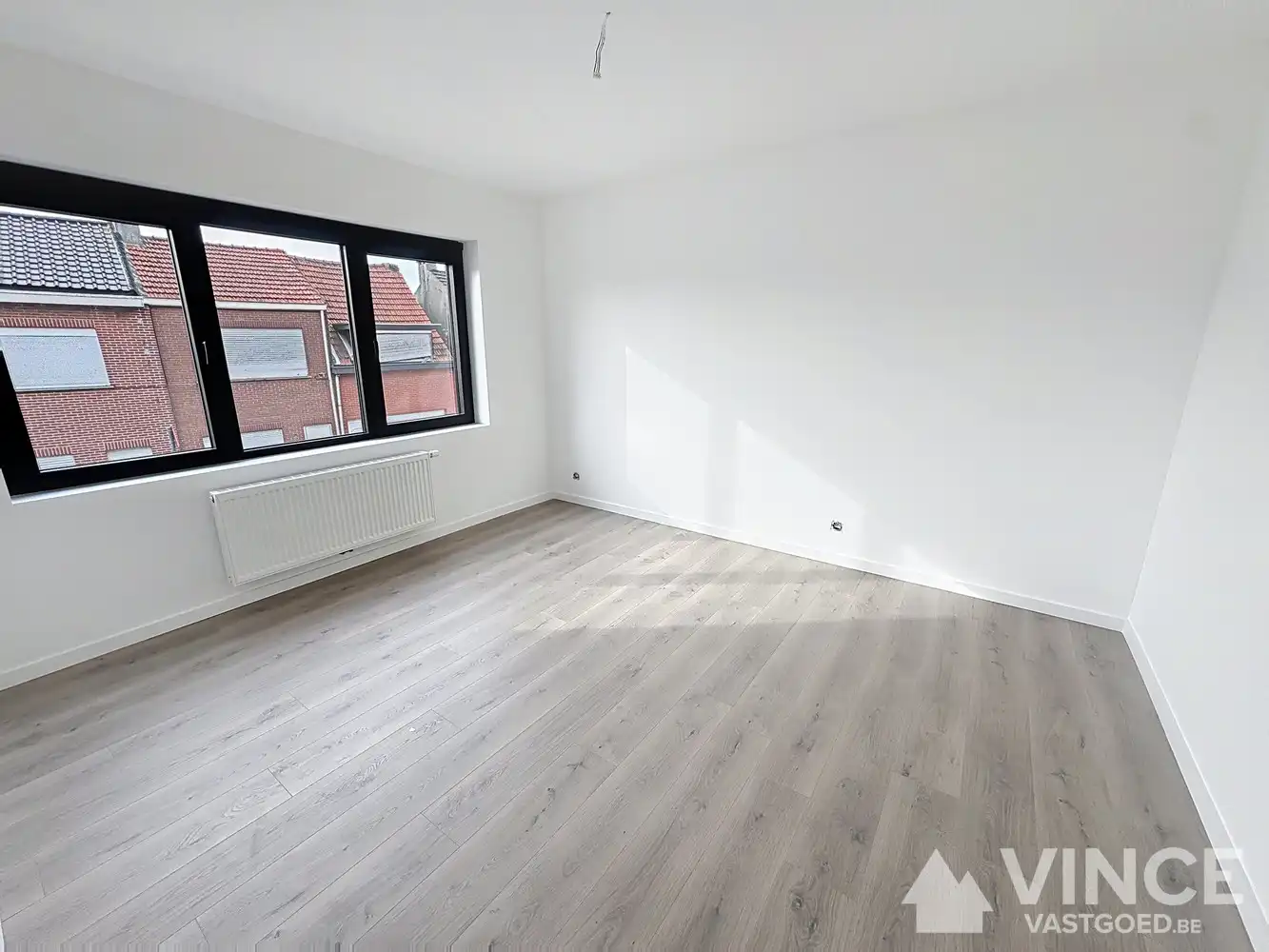 Volledig gerenoveerde, energiezuinige woning met tuin. foto 14