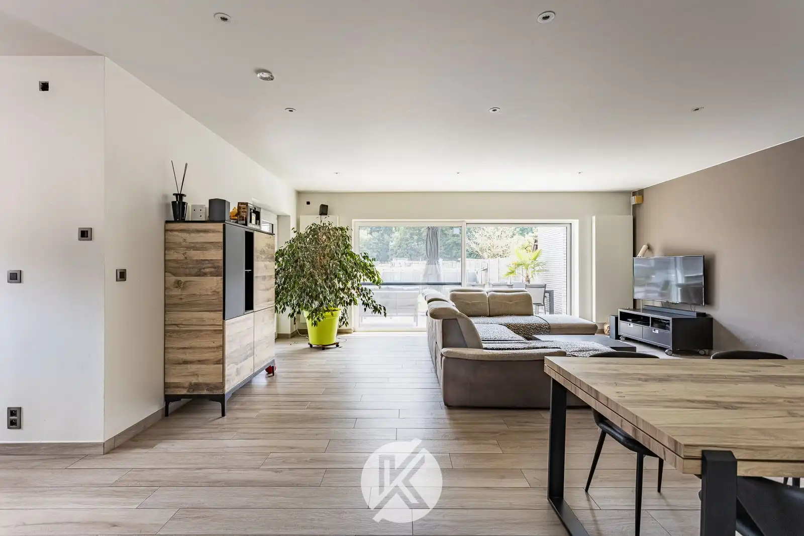 Verzorgde woning met prachtig verzicht in Ressegem foto 12