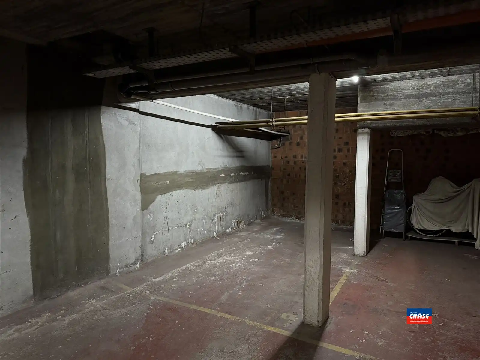 Autostaanplaats foto {{pictureIndex}}