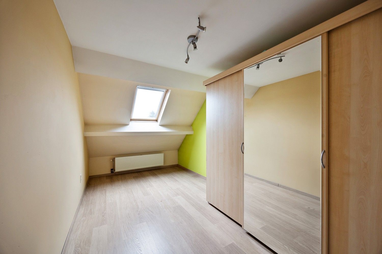 Prachtig duplexappartement met zonneterras in hartje Schoten foto 15