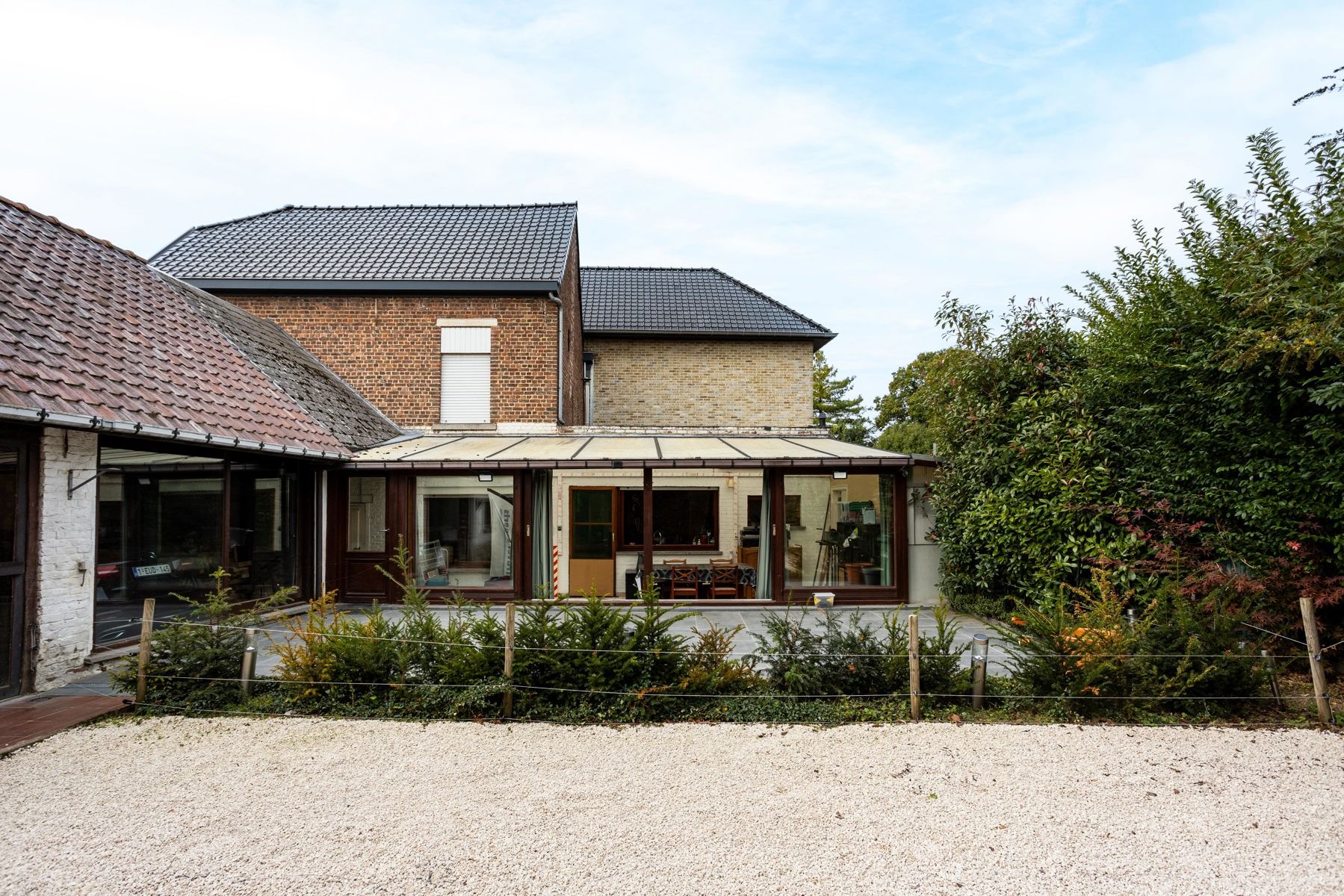 Woning met 3 garages en mogelijkheid tot verkaveling foto 26