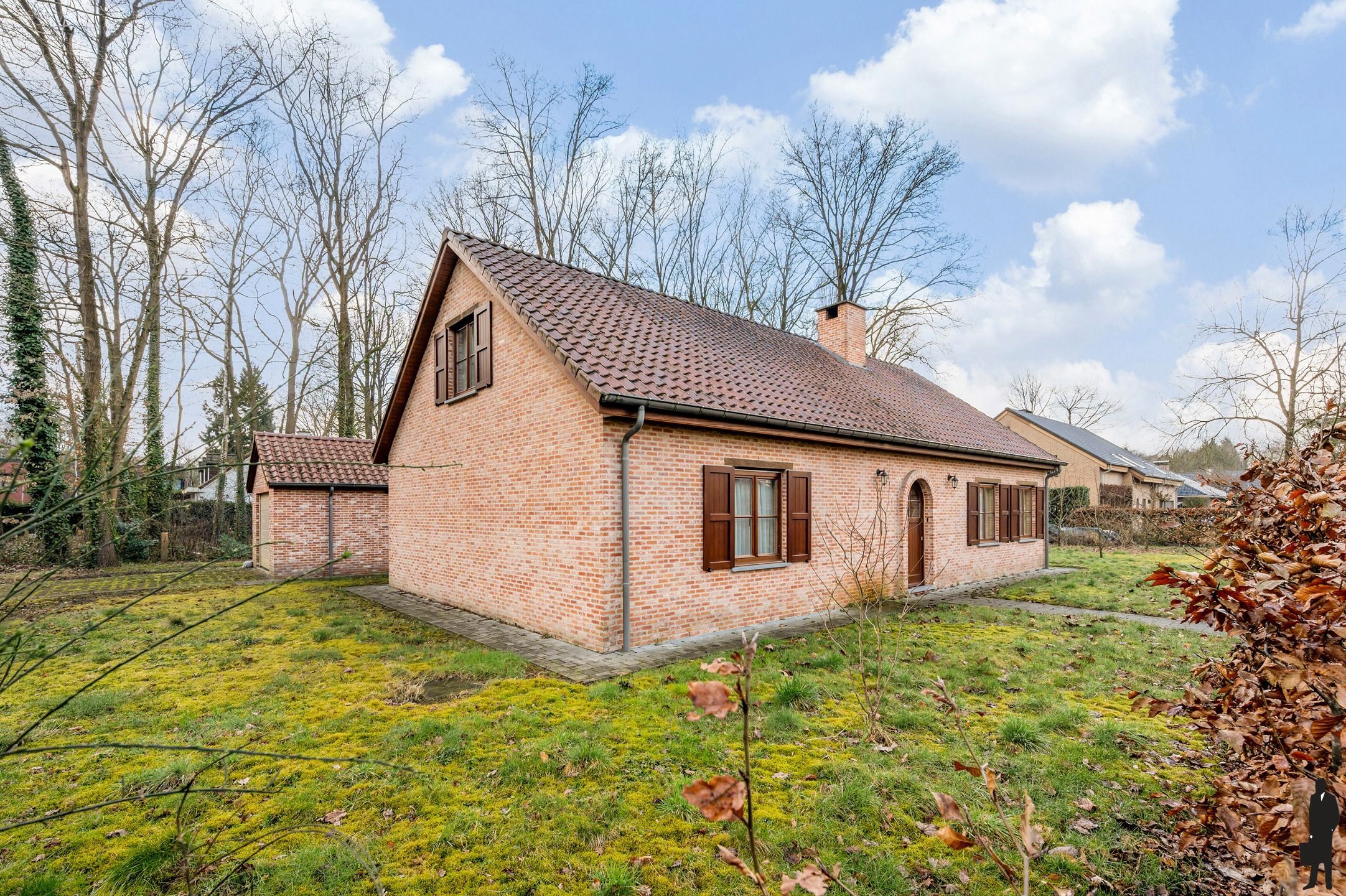 Op zéér gegeerde locatie gelegen villa op een perceel van ca. 982 m²! foto 21