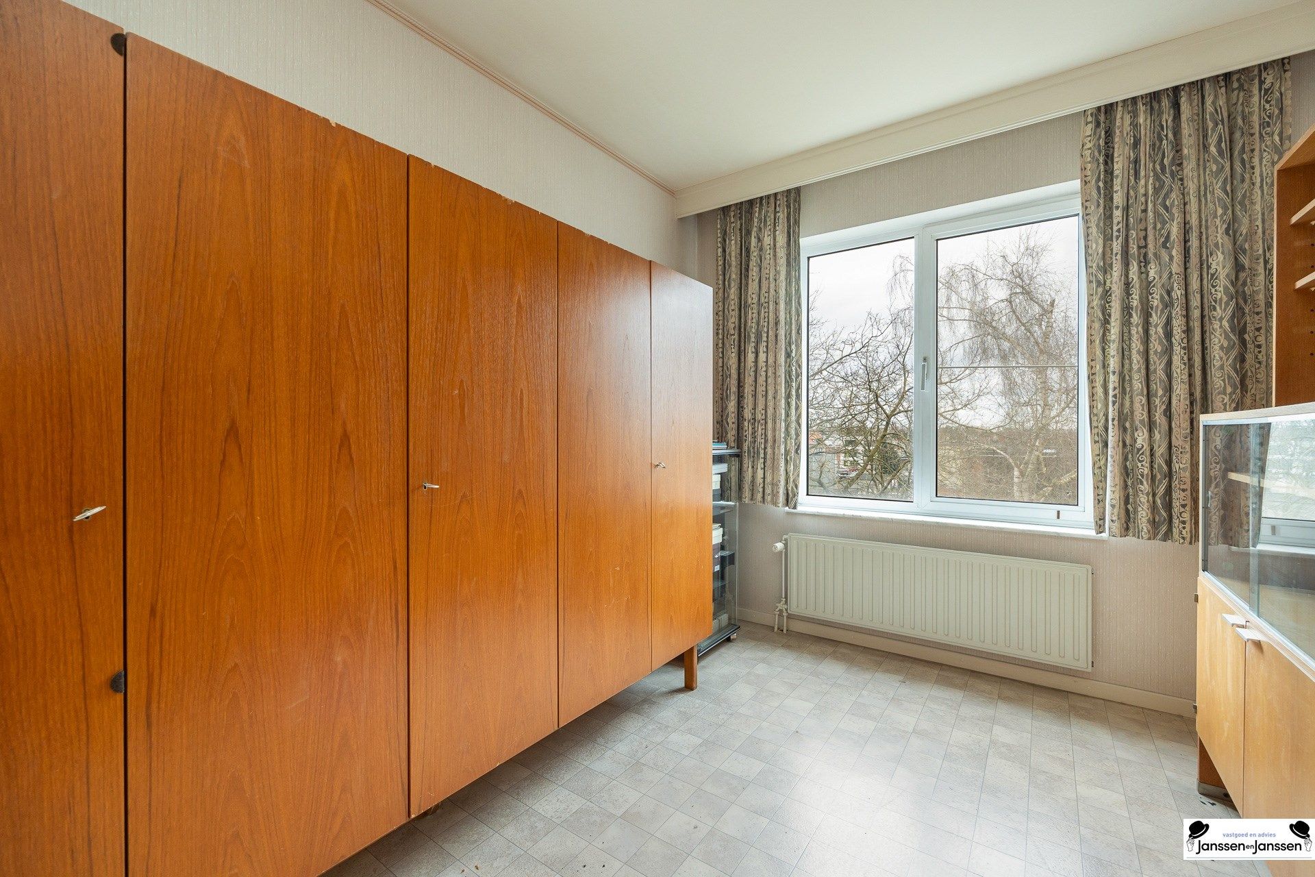 Ruim Ruim hoekappartement met veel licht, 3 slaapkamers foto 11