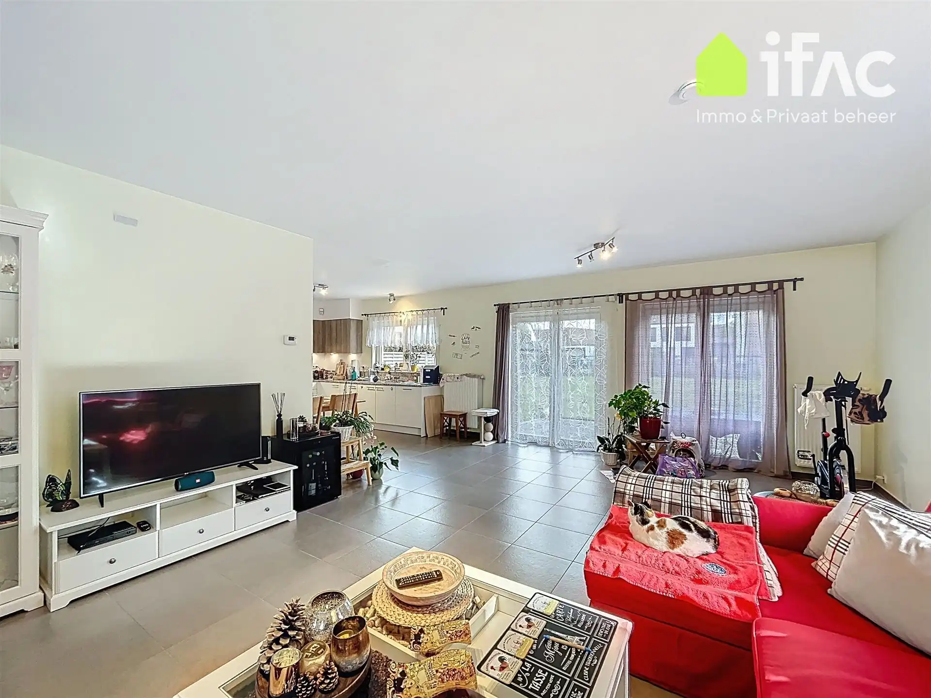 Charmante villa met 3 slaapkamers foto 11