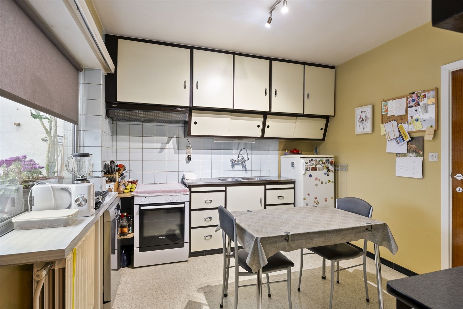 Ruime woning met 4 kamers, groot terras en uitzonderlijke garage! foto 6