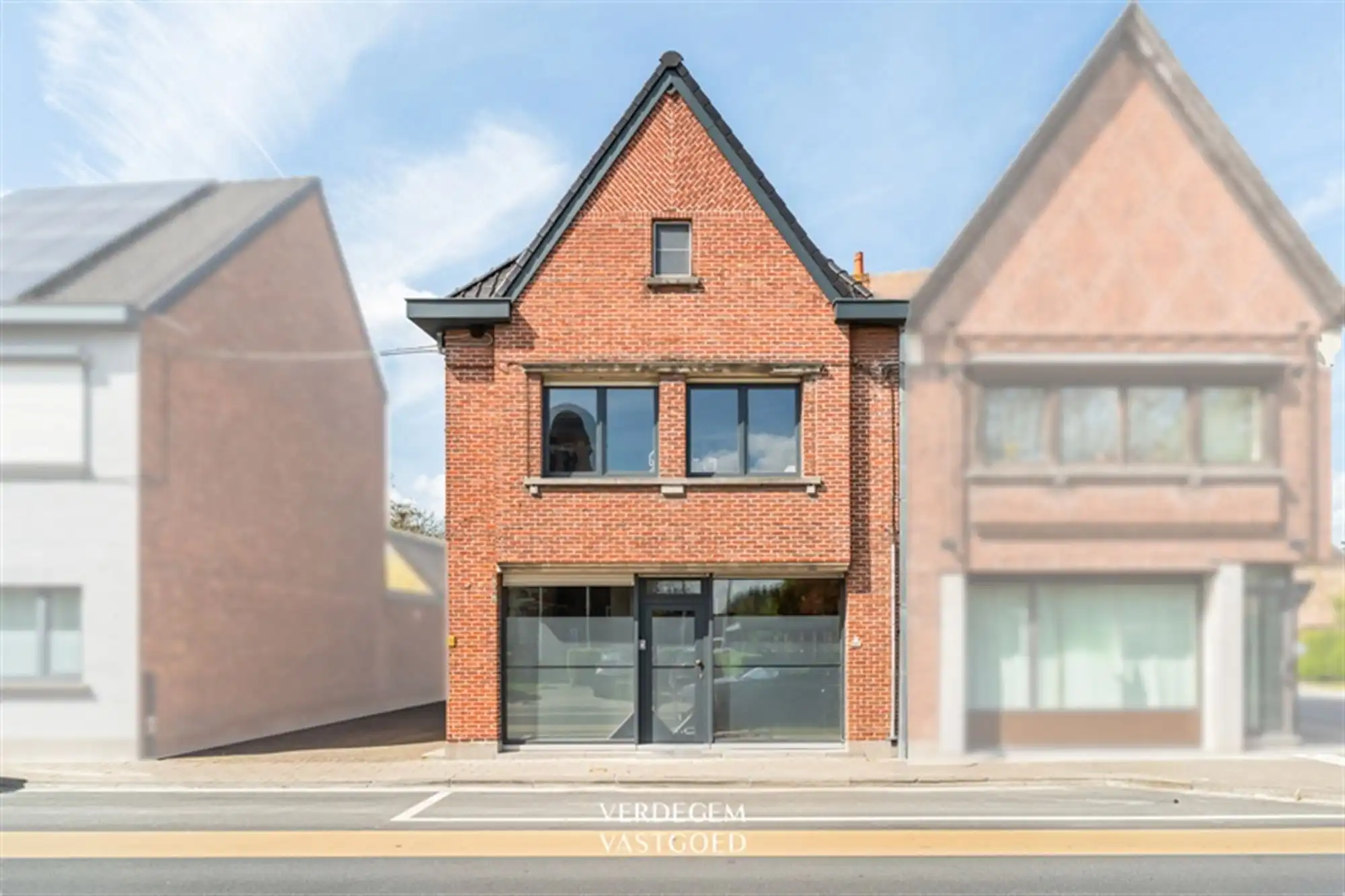 Opbrengsteigendom met 2 appartementen en 4 garages in het centrum van Sleidinge  foto 30