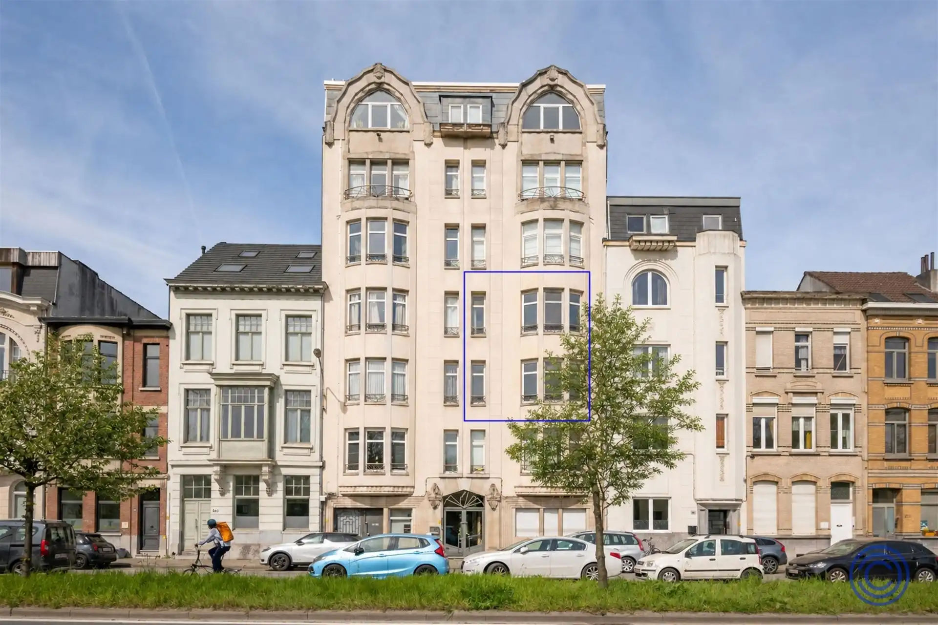 Karaktervol duplexappartement met terras in hartje Zurenborg! foto 12