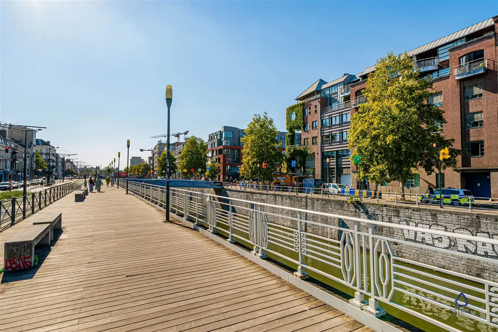 Modern 2-slpk.-appartement met 2 terrassen aan het kanaal foto 15