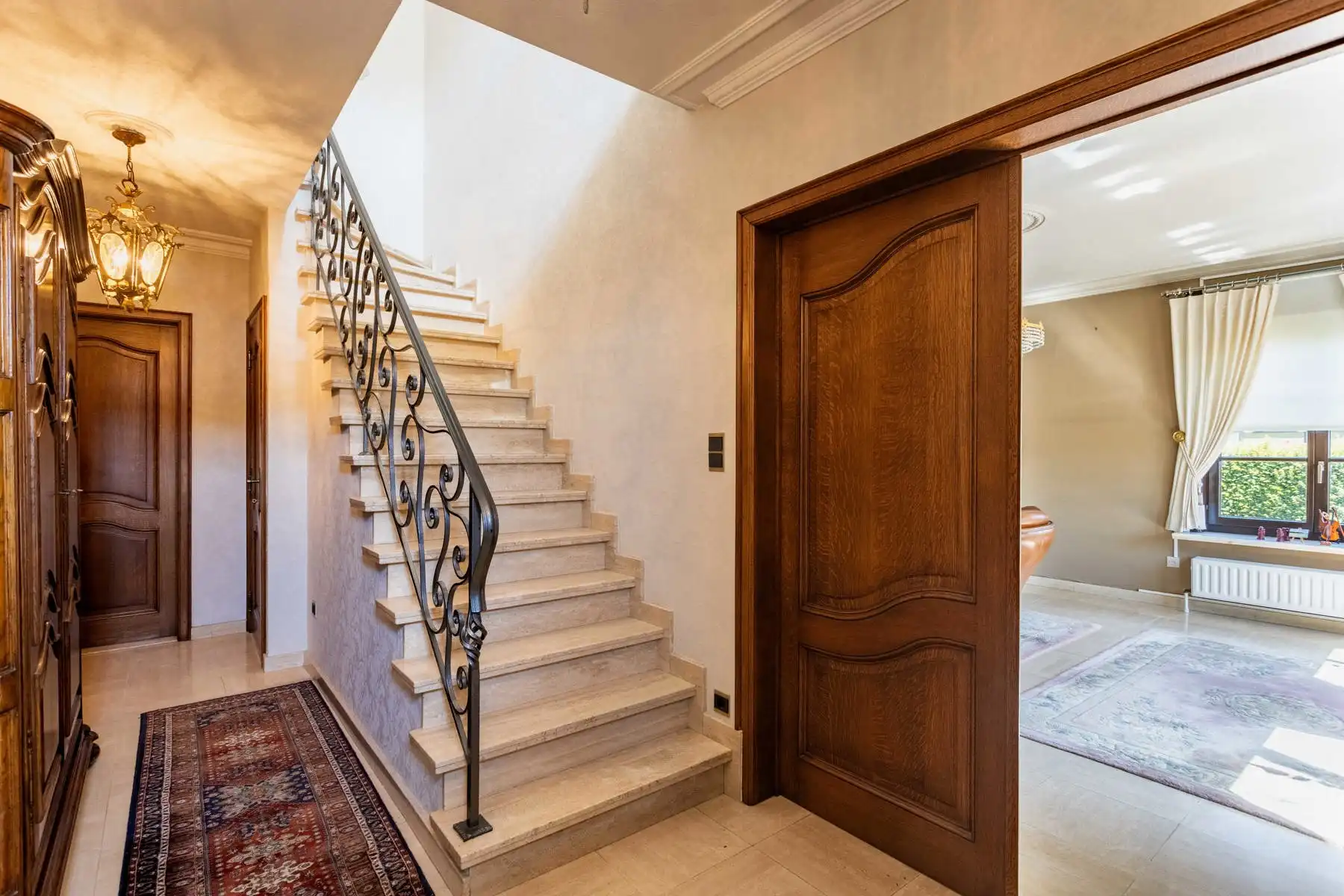 Instapklare woning met 4 slaapkamers en tuin te Erpe! foto 3