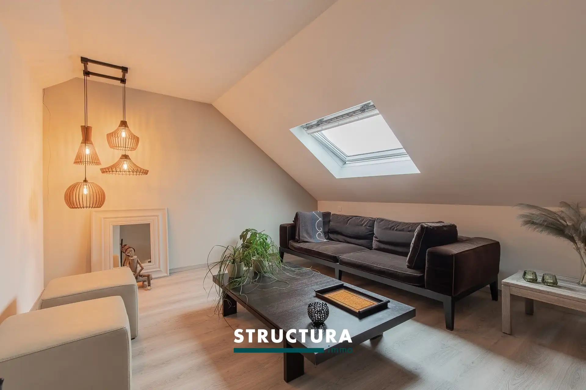 Volledig instapklare woning met 3slpk's, tuin en carport foto 27