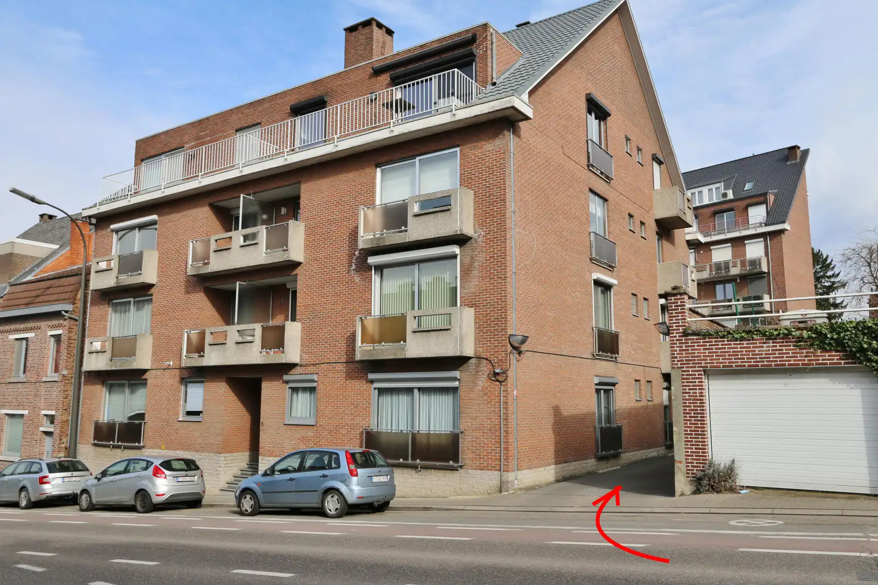 Garagebox - centrum stad - makkelijk bereikbaar - 13,67 m² foto {{pictureIndex}}