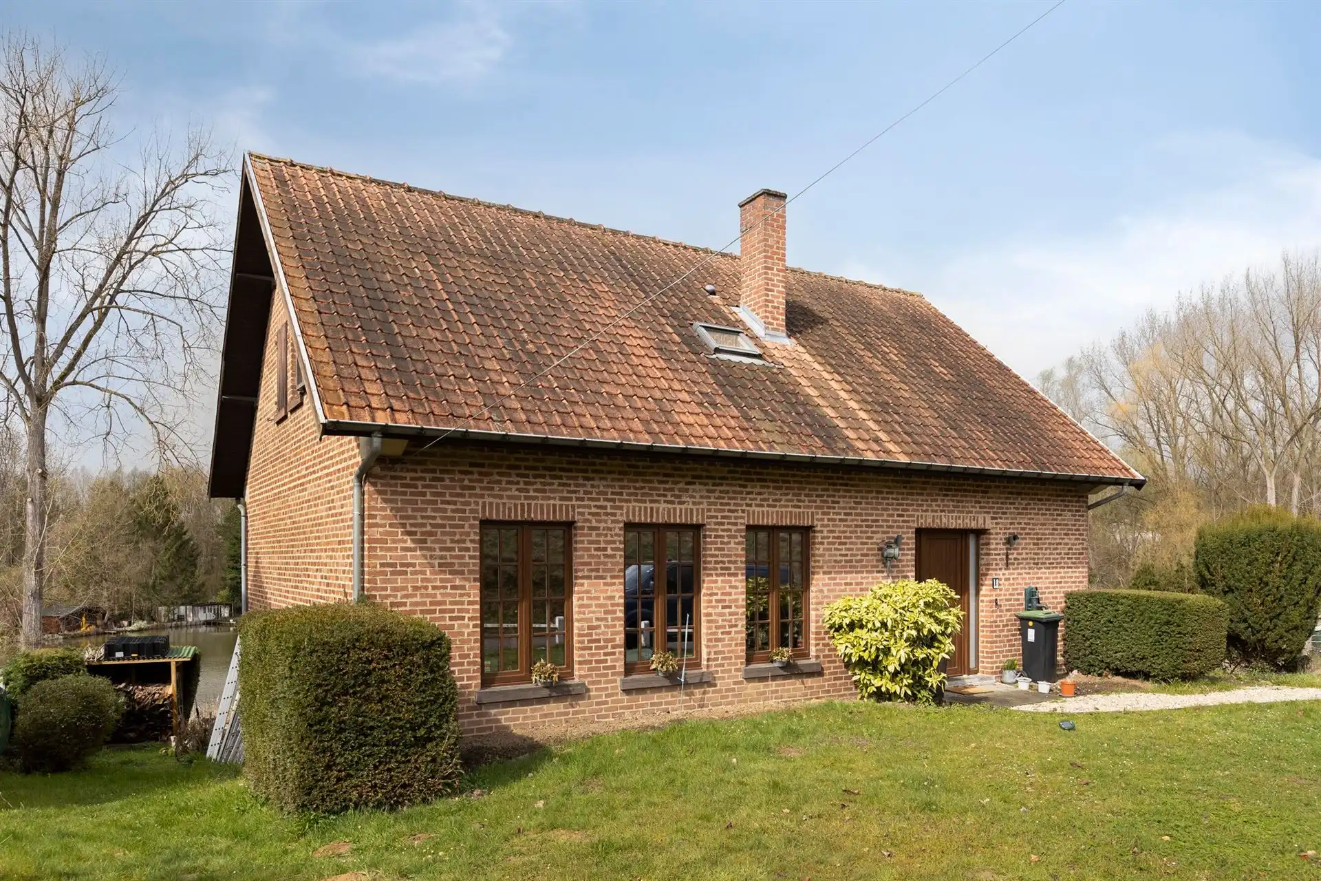 Charmante, gerenoveerde villa op rustige locatie foto 2