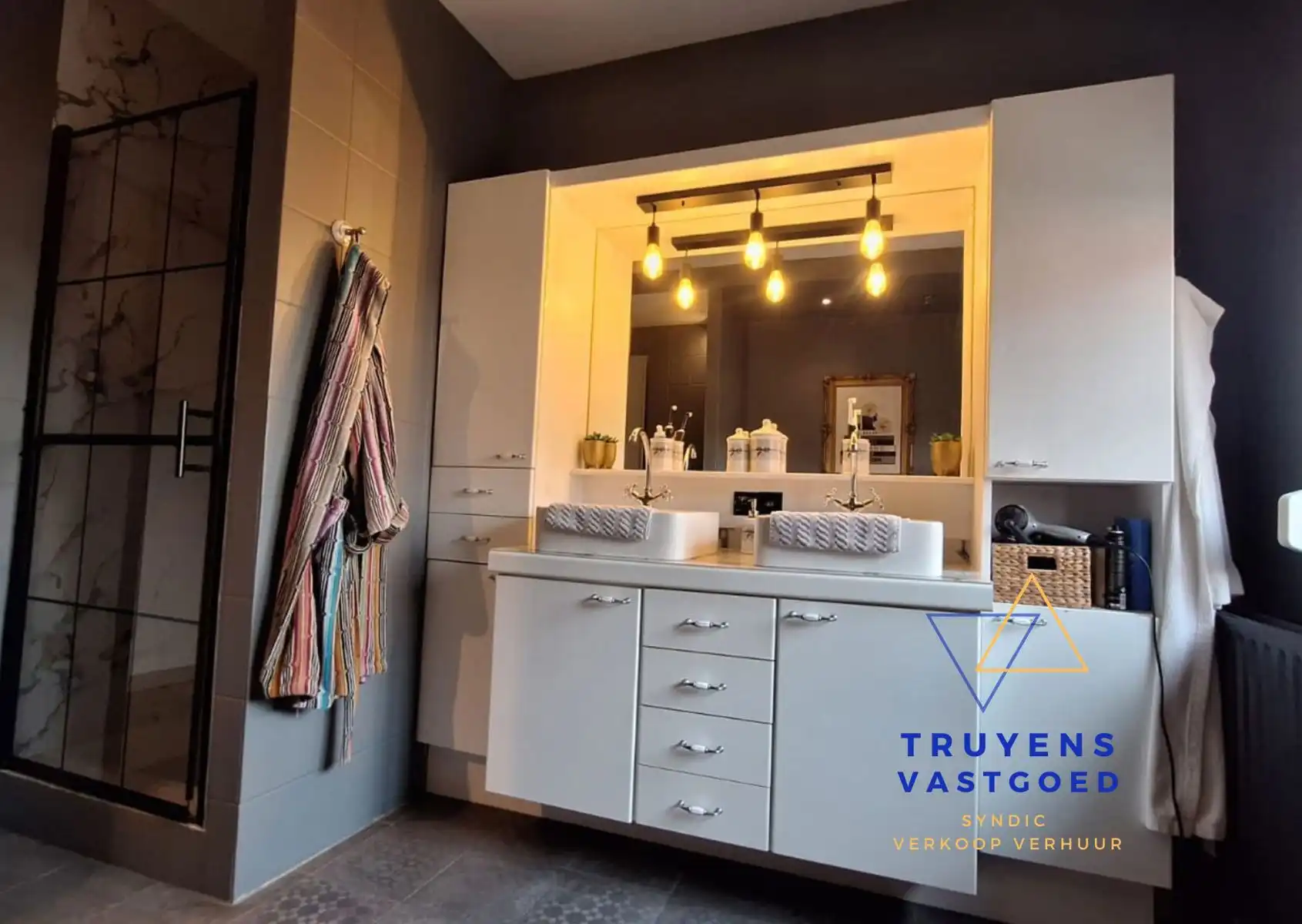 Villa te koop foto 16