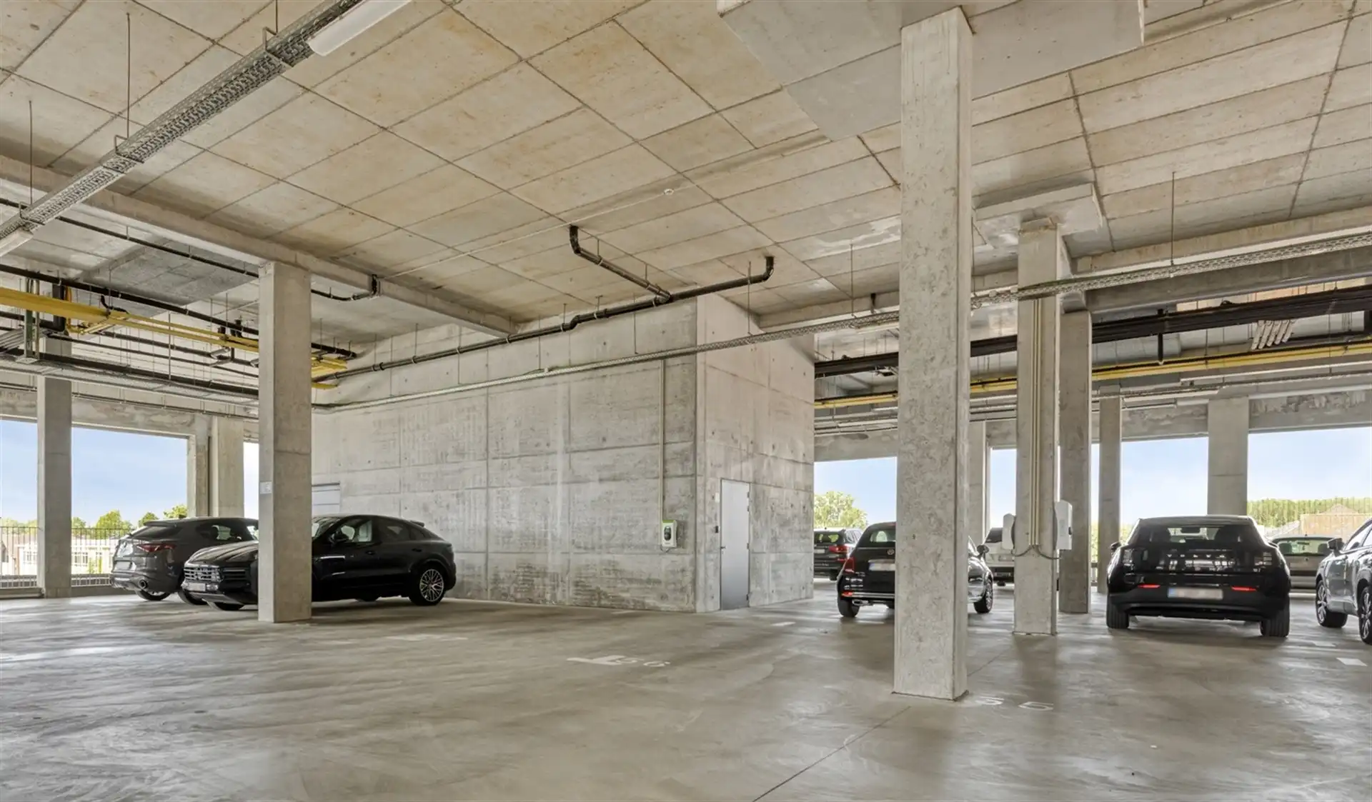 Loftappartement met 2 kamers in centrum foto 22