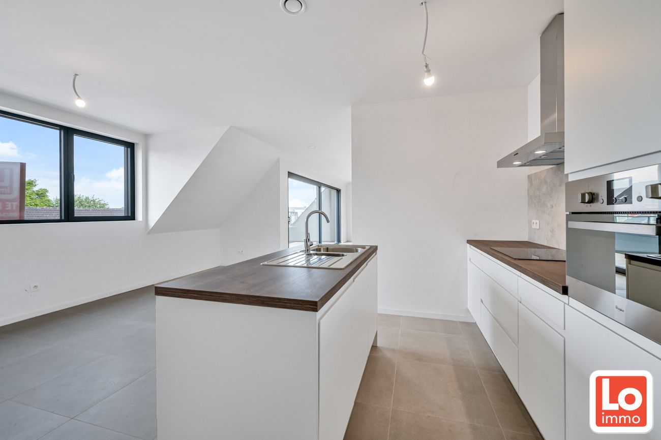 Prachtig ruim appartement (+/-110m²) met 2 slpk en ruim terras foto 8