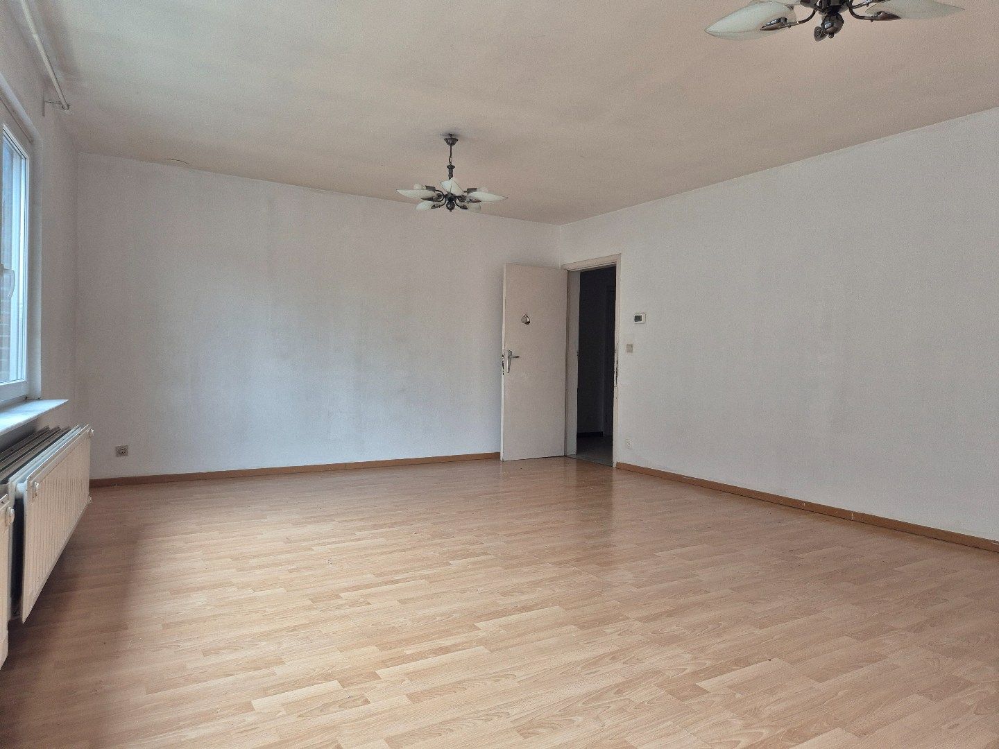 Ruim appartement zonder gemeenschappelijke lasten in centrum Merchtem foto 4