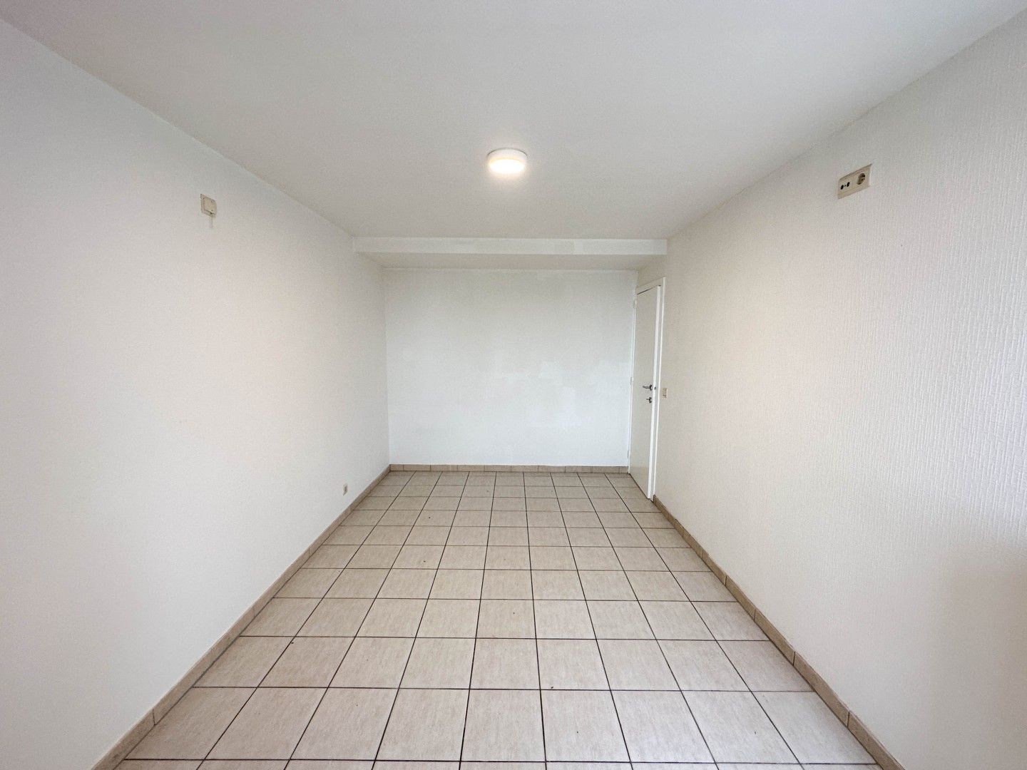 Instapklaar duplex-appartement met twee slaapkamers te Ardooie! foto 5