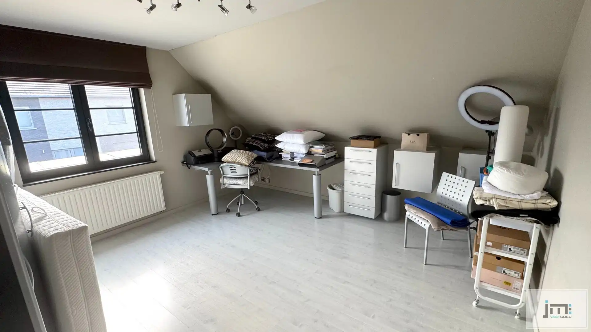 Perfect onderhouden woning foto 14