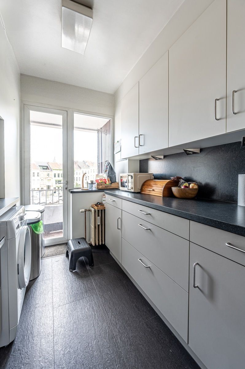Centraal gelegen & lichtrijk hoekappartement met terras foto 10
