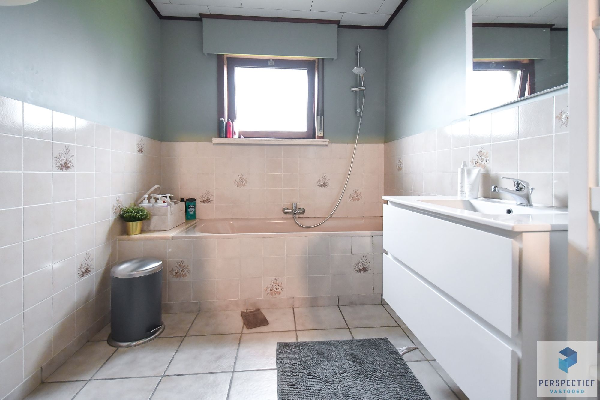 BEZOEKMOMENT WOENSDAG 3/12 VAN 15U30 TOT 17U | Landelijke woning met een magazijn, schuur en weide op 10 224m² foto 13