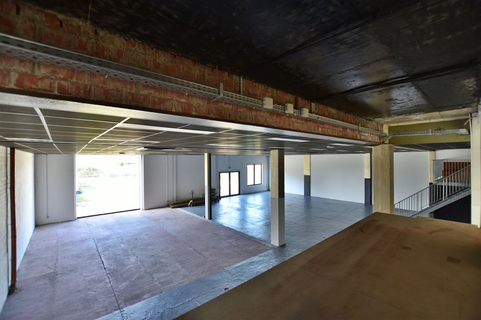 Multifunctioneel bedrijfspand (ca. 450m²) te Hamme. foto 10