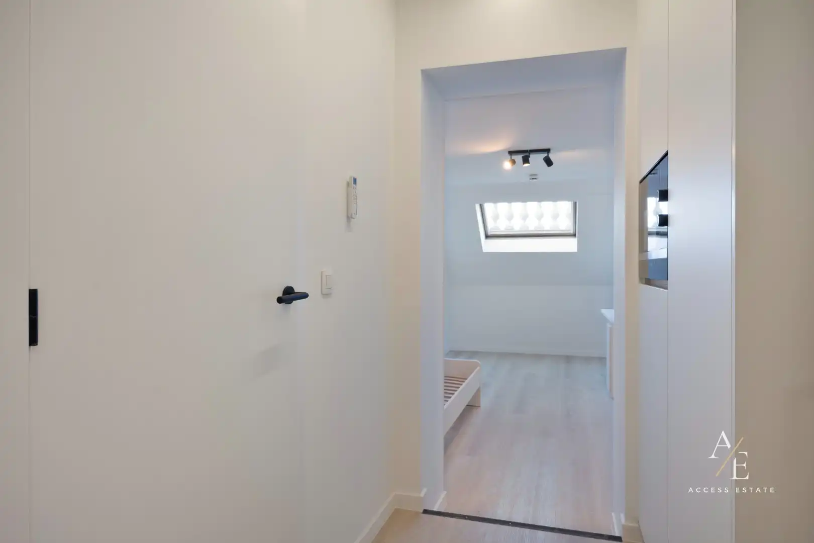 Instapklare studentenkamer in historisch pand (reconversie 2025) - onmiddellijk beschikbaar foto 4