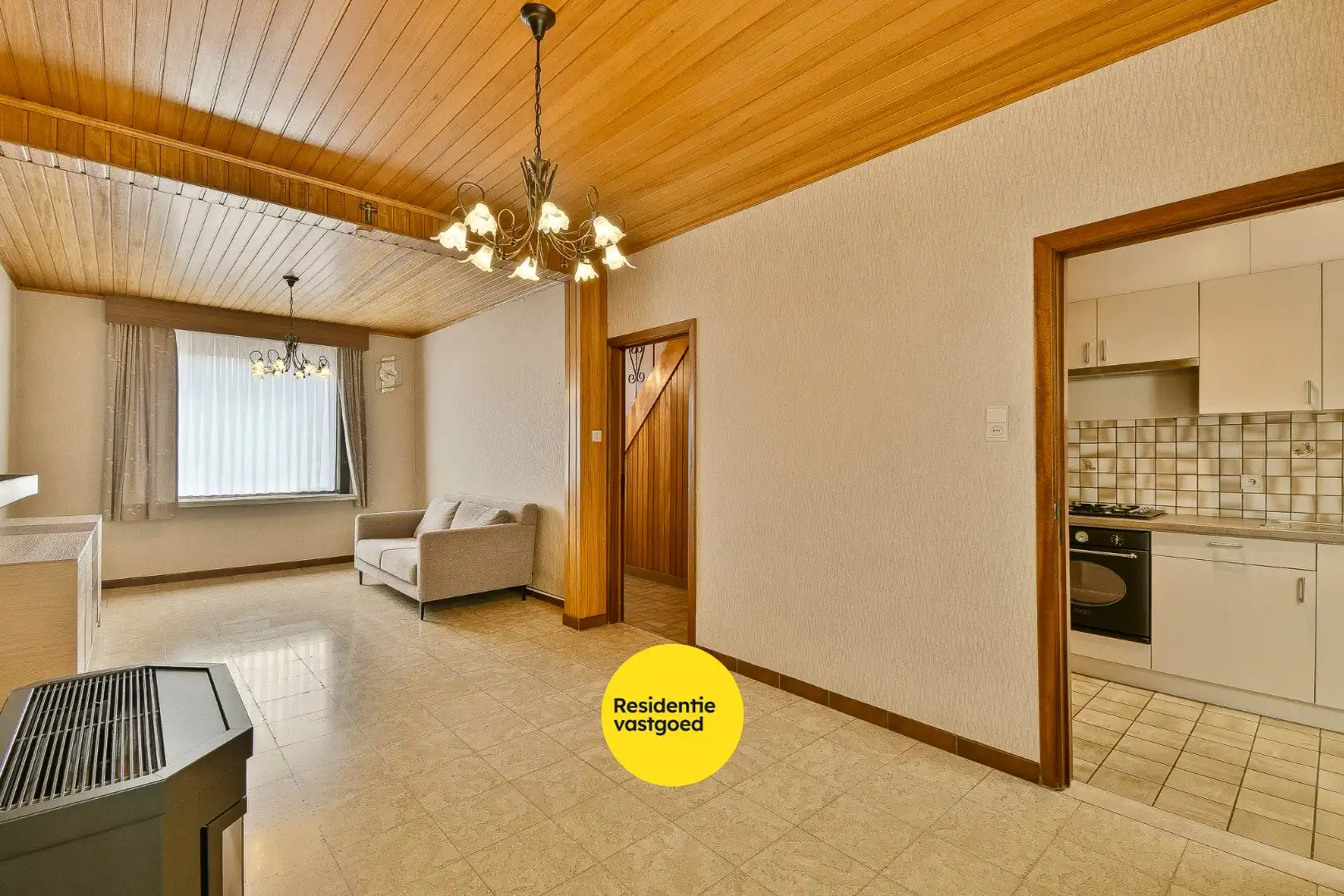 Rijwoning met veel potentieel op centrale ligging foto 6