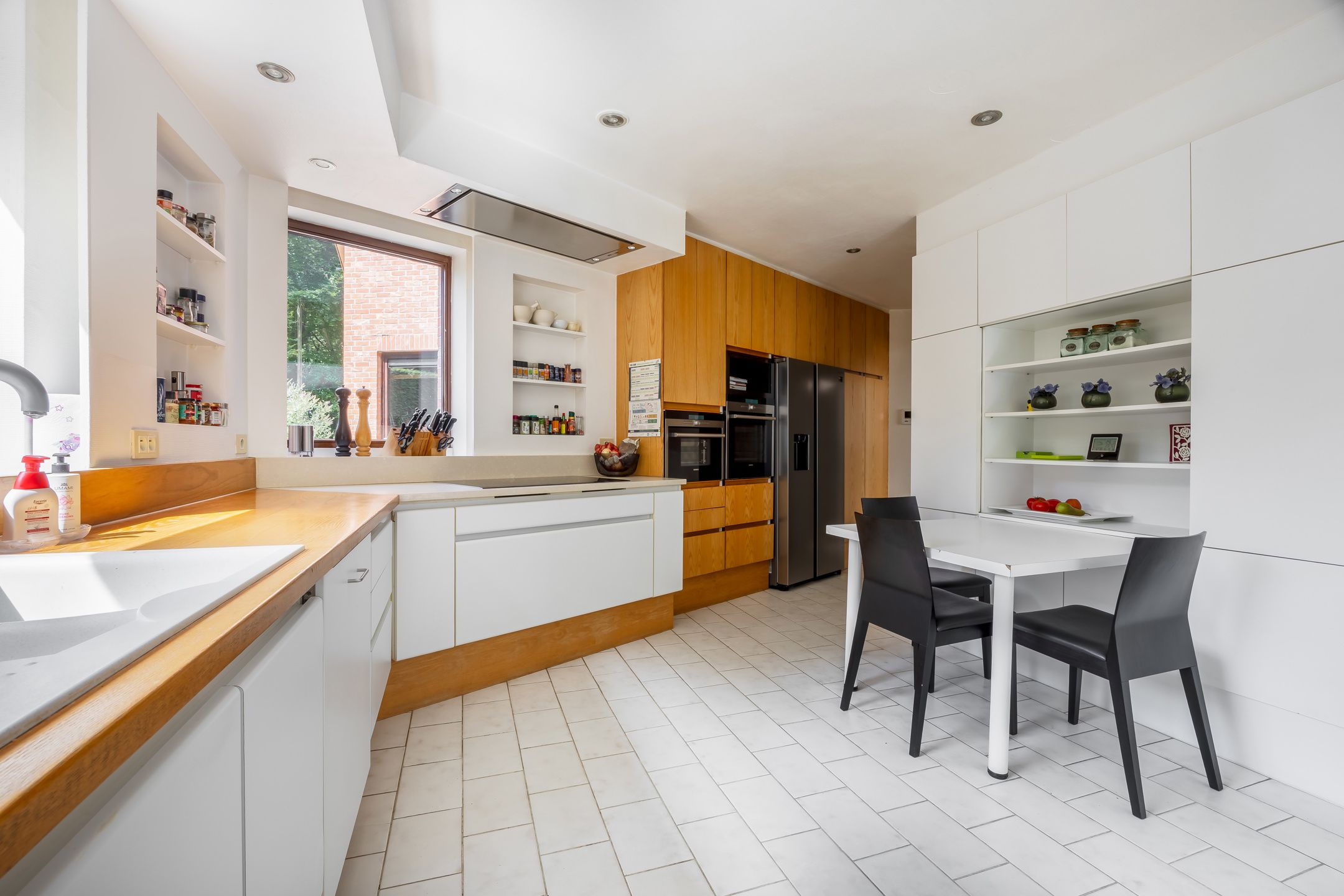 Architecten laagbouwwoning in groene, idyllische omgeving foto 16