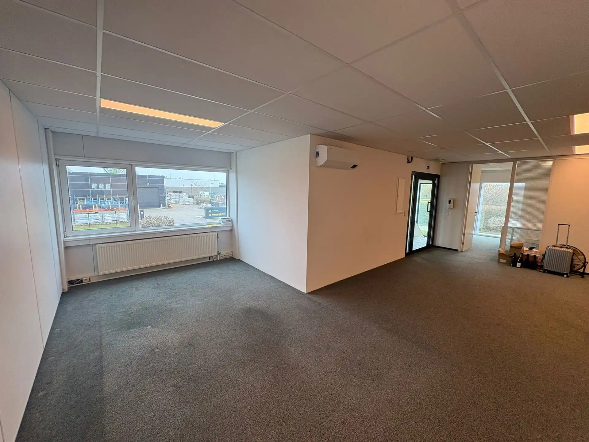 Kantoor van 280 m² te huur in Wommelgem.  foto 13