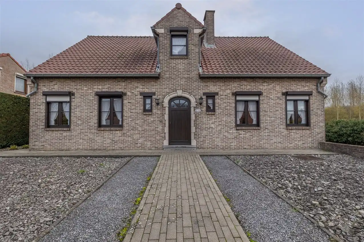 Landelijk gelegen met diepe tuin aan de Motte en vlotte verbinding naar E314. foto 10