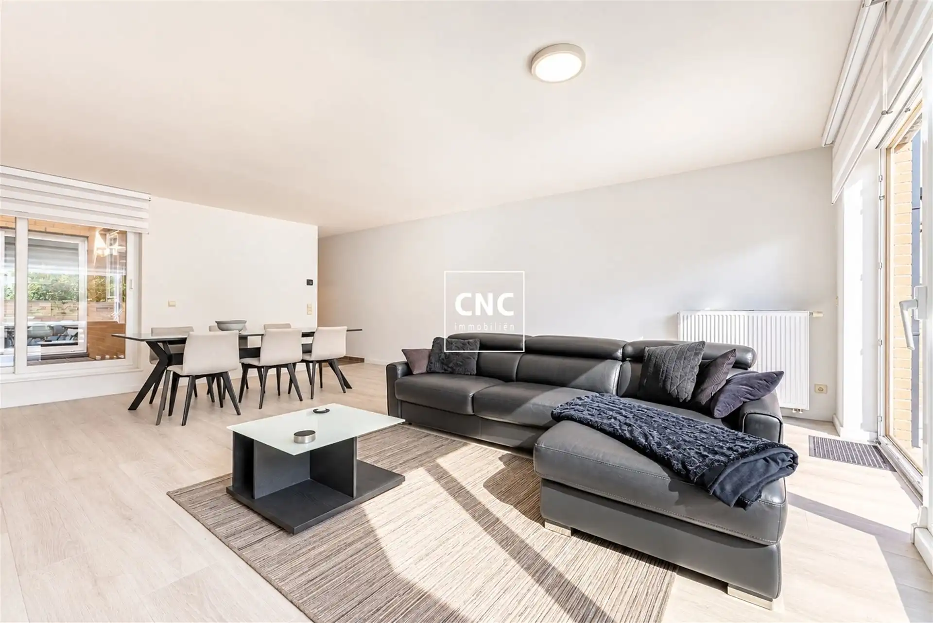 Modern gemeubeld appartement met zonneterras in Oud Knokke foto 4