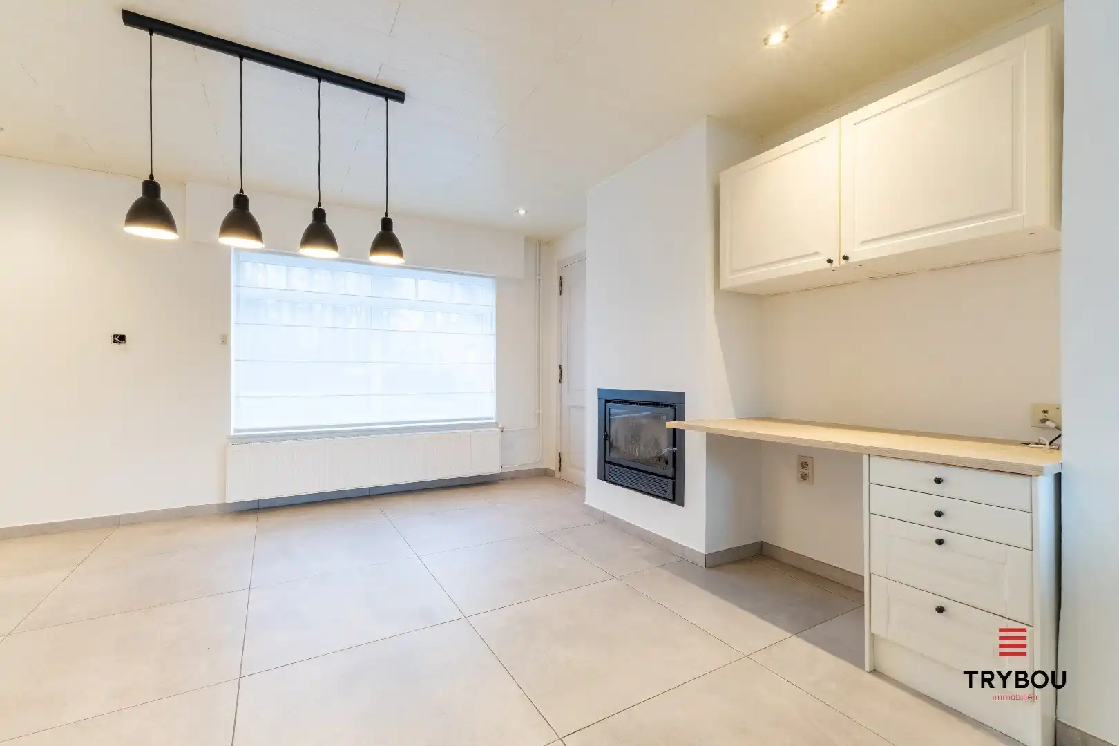 Instapklare gezinswoning met 4 slaapkamers, ruim terras en zonnige tuin in Houthulst foto 3