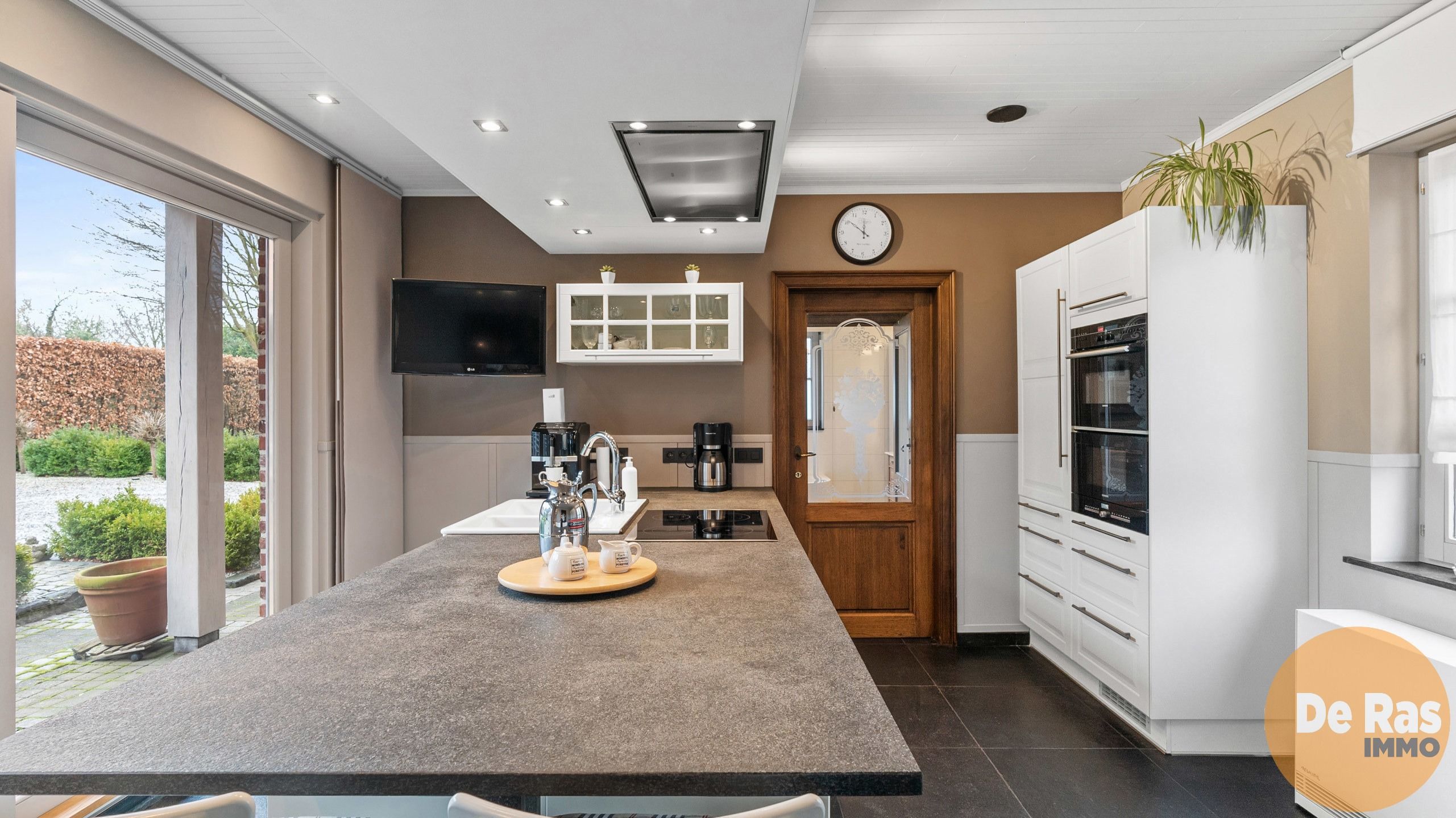 Hoofdfoto van de publicatie: NIEUWERKERKEN - Charmante, instapklare woning met 3 slaapkamers
