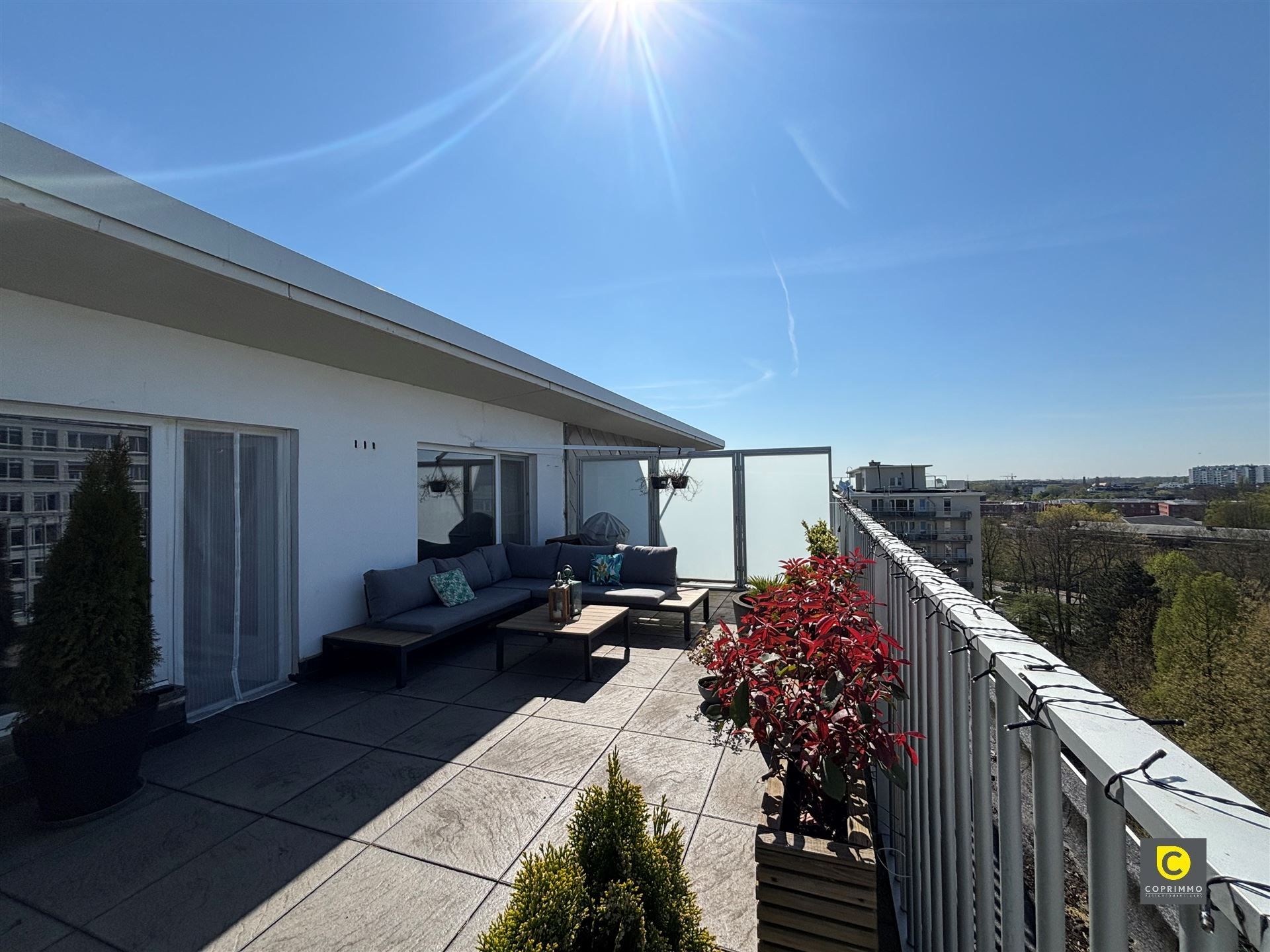 GEMEUBELD dakappartement met 2slp! foto {{pictureIndex}}
