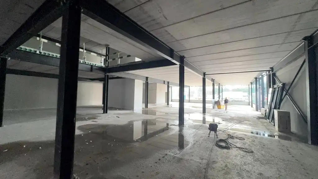 Nieuwbouw showroom met magazijn te huur langs N43 in Sint-Denijs-Westrem foto 11