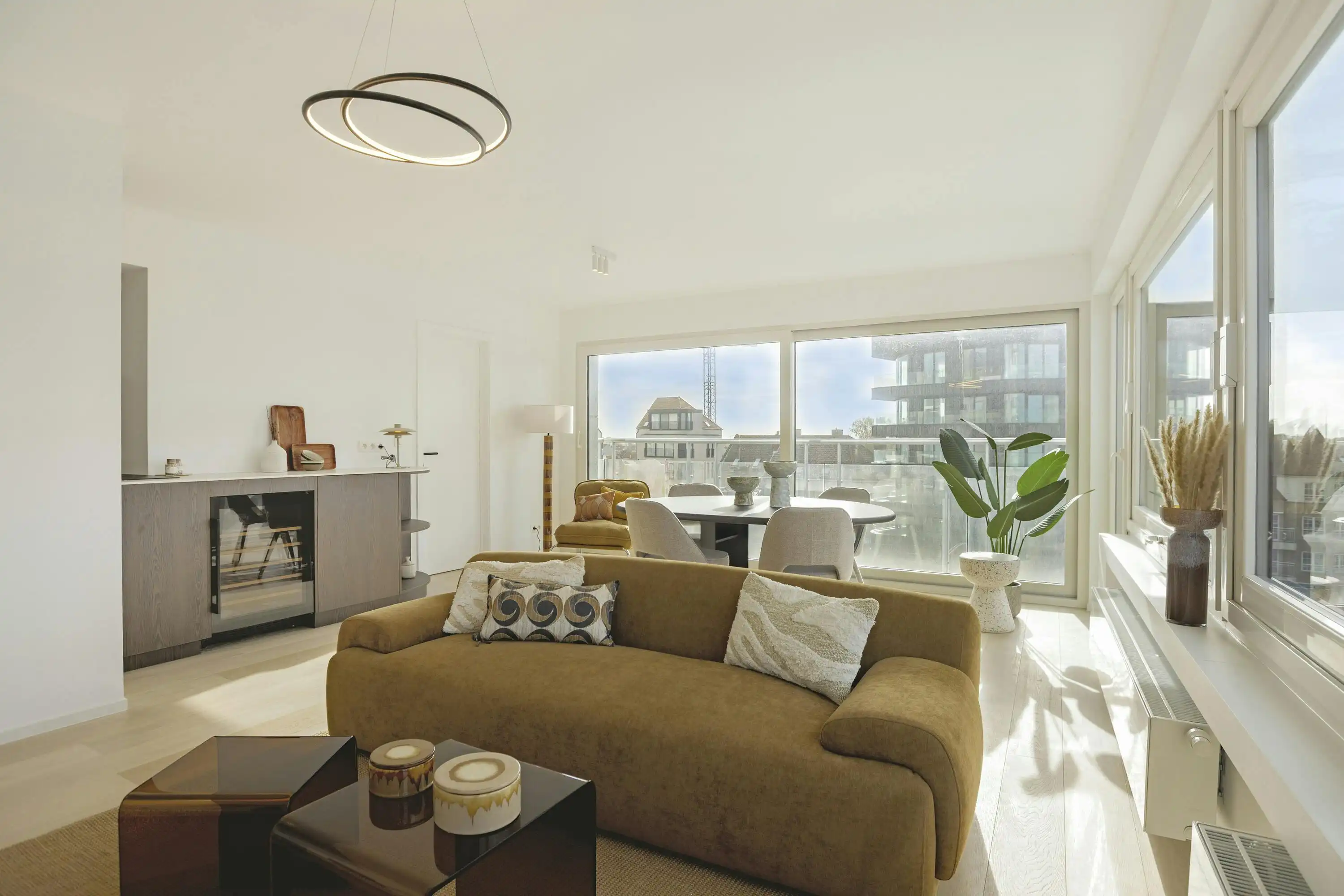 Gerenoveerd appartement met zeezicht te koop in Knokke-Heist foto 4