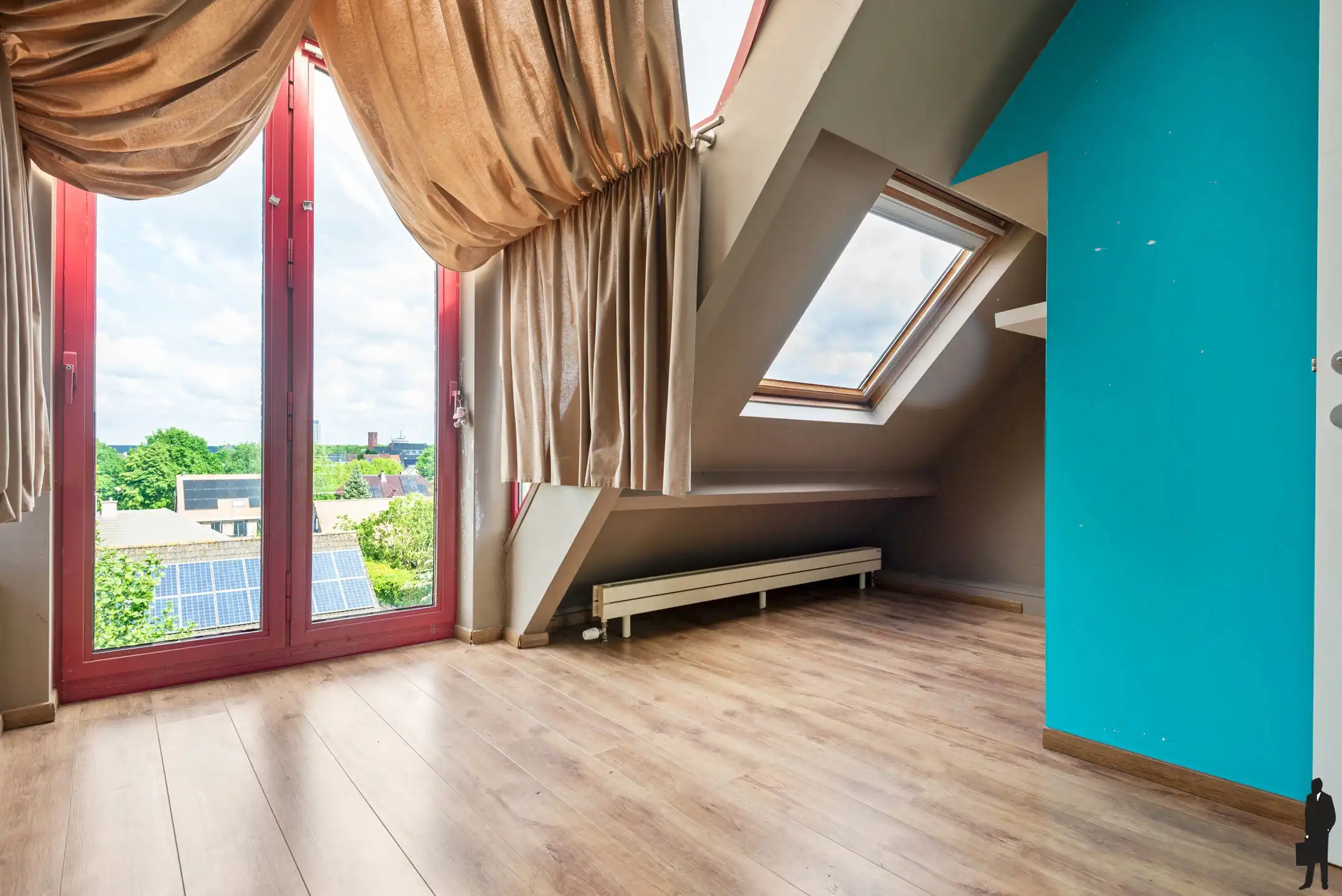 Polyvalent gebouw met handelsruimte, kantoor en duplex foto 21