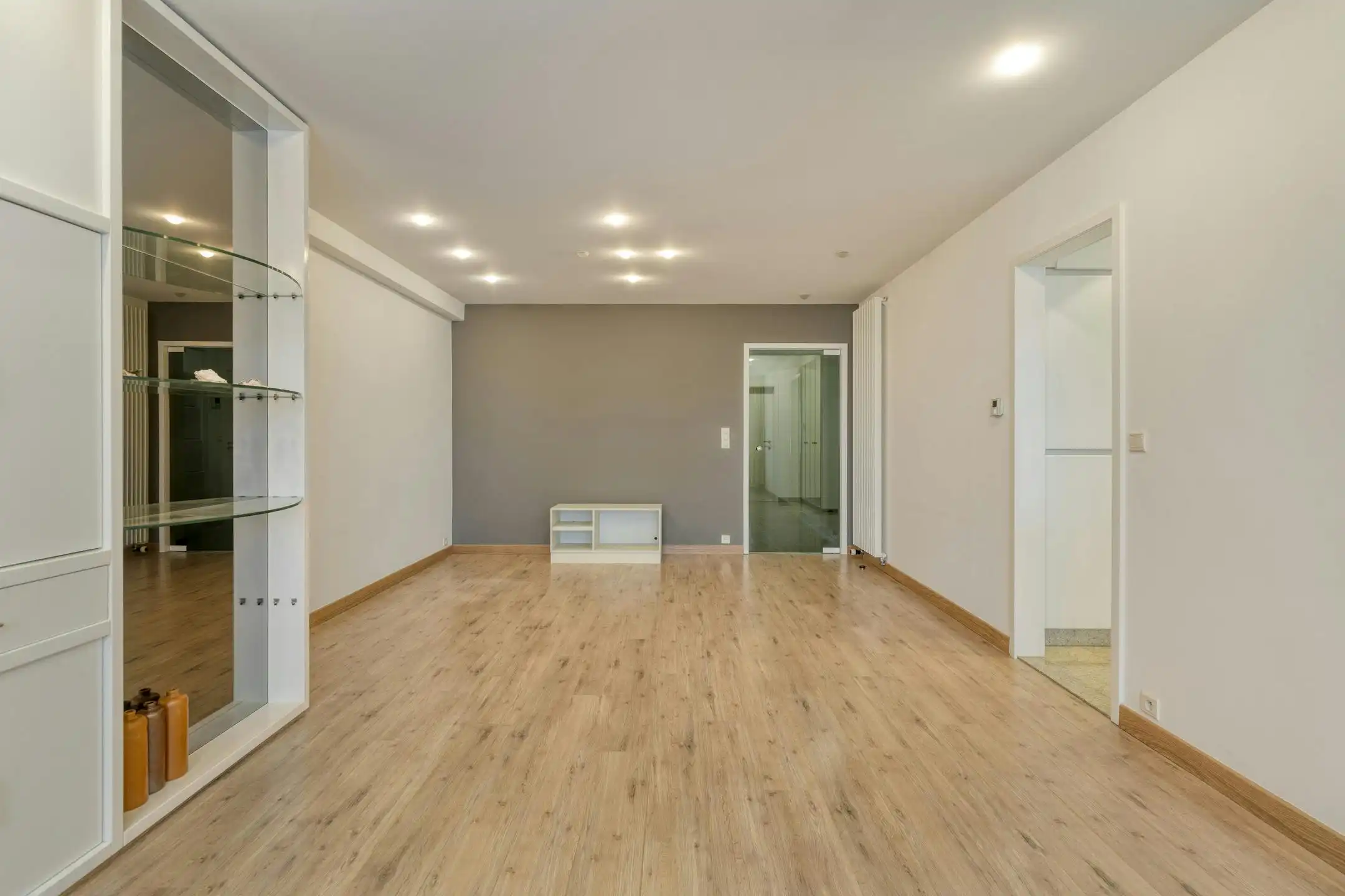 Ruim 3 slaapkamer appartement te koop in centrum Knokke foto 2