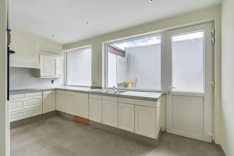 Gerenoveerde woning in het centrum van Kortenaken foto 6