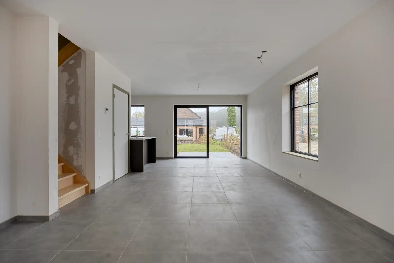 Afgewerkte halfopen bebouwing met 3 slaapkamers, tuin, terras en garage in Kerkom! - EPB A kWh/m² - bewoonbare opp. 147 m² - 6% BTW Mogelijk foto 5