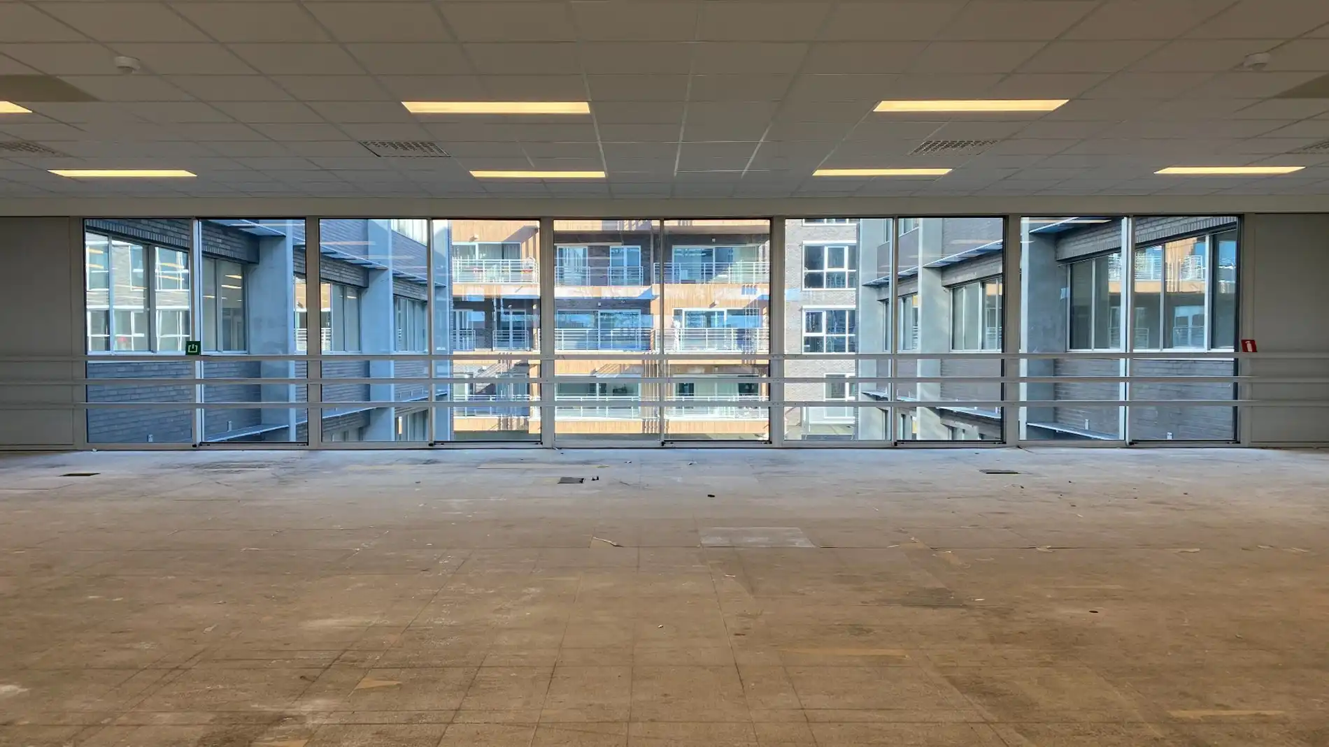 Gerenoveerde energiezuinige kantoren in Axxes Business Park foto 5