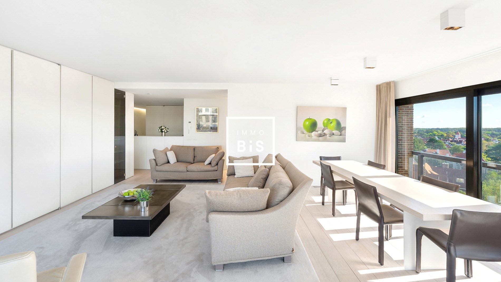 Exclusief hoek-appartement op toplocatie met perfecte oriëntatie op het Albertplein. foto 5