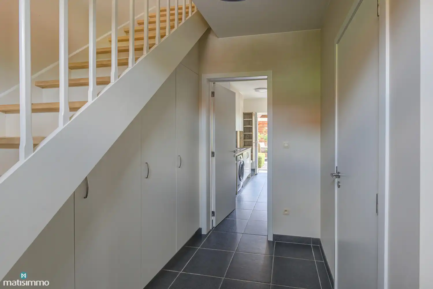 SUPER ENERGIEZUINIGE EENGEZINSWONING (A+ ENERGIELABEL) MET 4 SLAAPKAMERS, CARPORT/TUINHUIS EN RUIME TUIN (12A 33CA) IN WALTWILDER foto 12