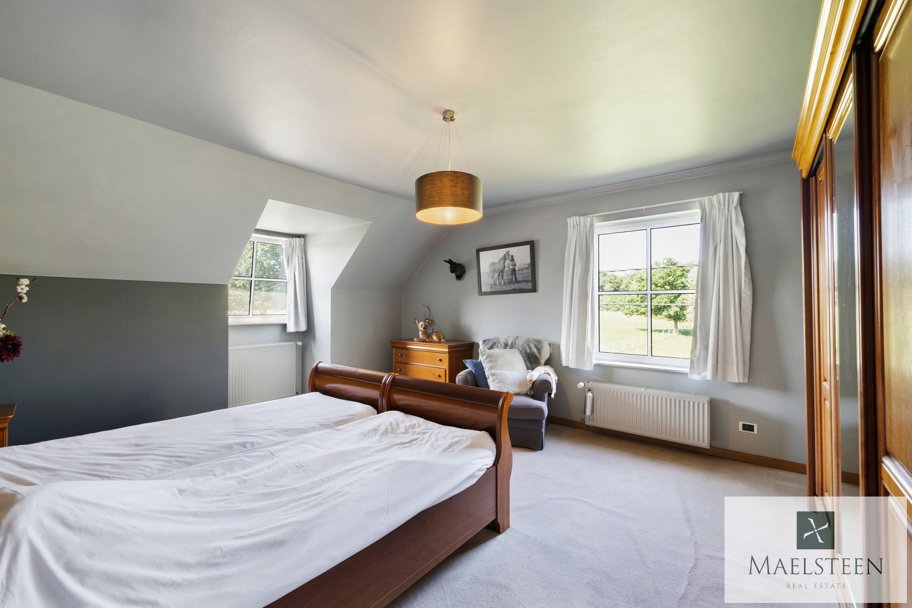 Boerderij met 7,8ha op de flank van Oedelem-berg  foto 28
