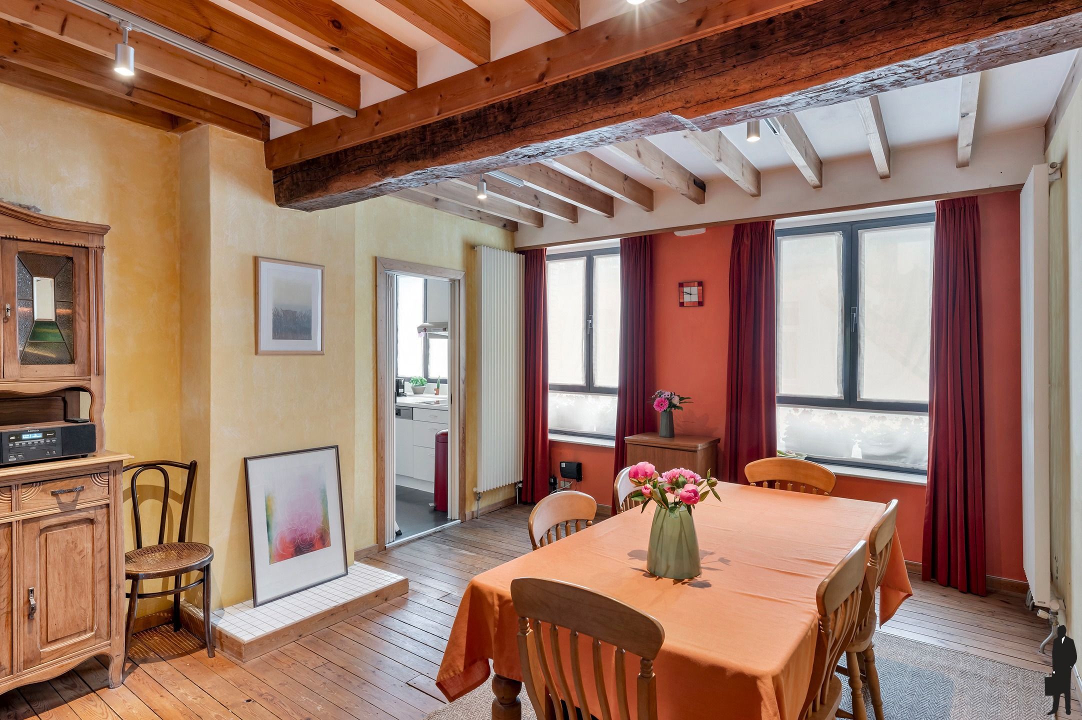 Ruime en rustig gelegen woning (ca. 230m²) met 4 slk’s, 2 badk, garage en stadstuin. foto 7