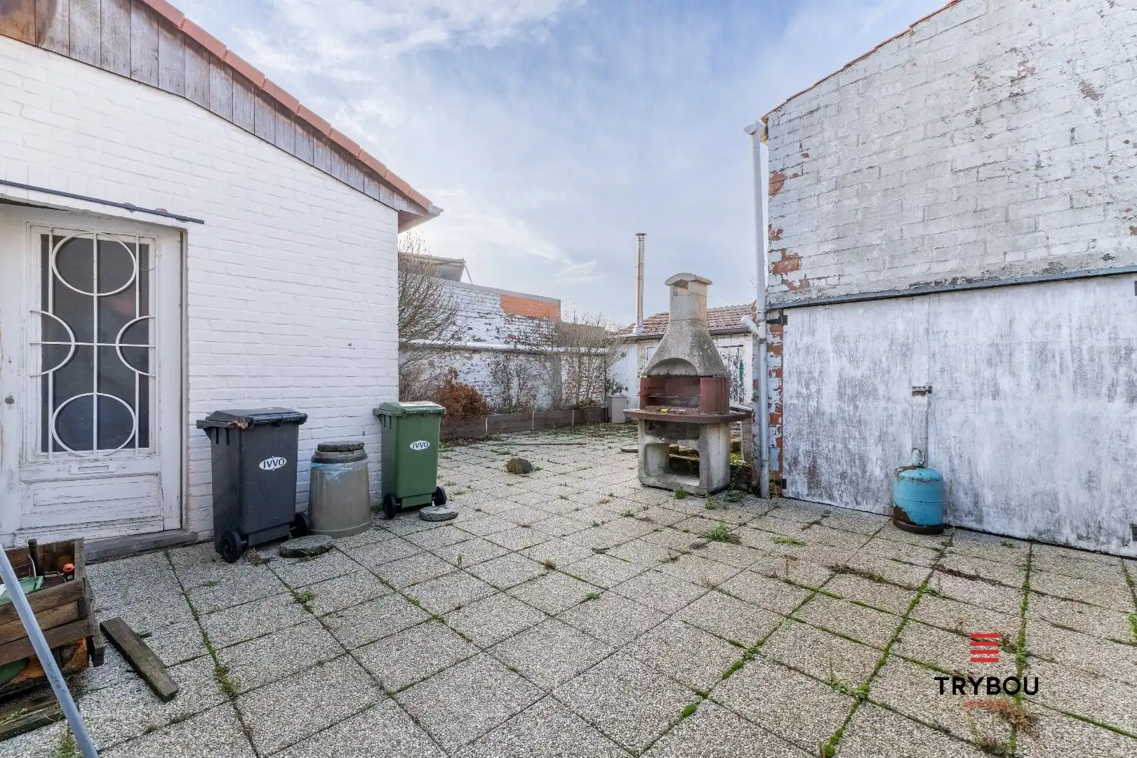 Te renoveren halfopen woning op ruim perceel van 1422m² in Brielen foto 12