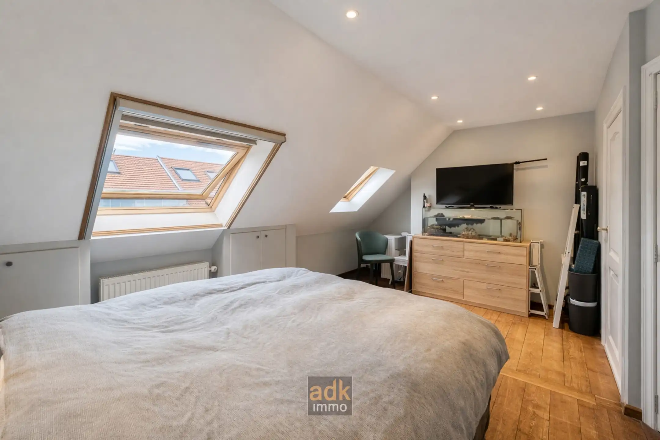 Bel-etagewoning met zonnige tuin op topligging nabij Brugse binnenstad foto 16