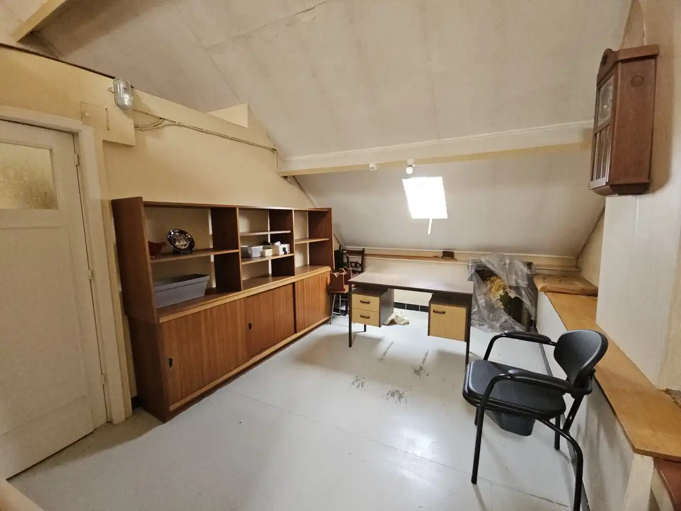 Ruime, goed gesitueerde woning nabij de Kaai foto 18